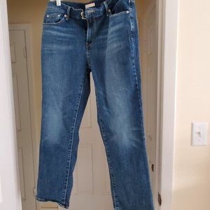 Levi's Straight mid rise size 14s